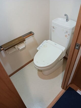 お掃除ラクラク＆エレガント空間！M様邸トイレリフォームのビフォー画像