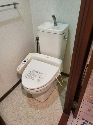 お掃除ラクラク！快適トイレに生まれ変わったH様邸のビフォー画像