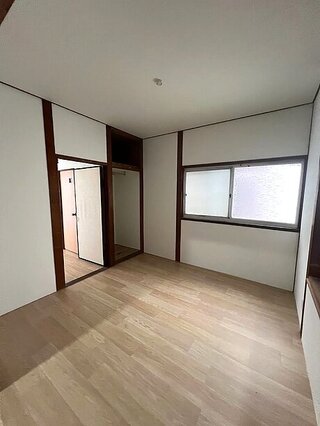 和室から洋室へのリフォームのアフター画像