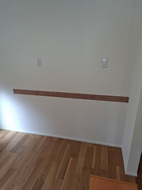 キッチンにカップボードを新設のビフォー画像