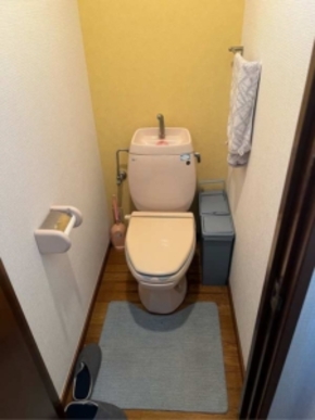 LIXILアメージュ便器で明るく清潔な空間へのビフォー画像