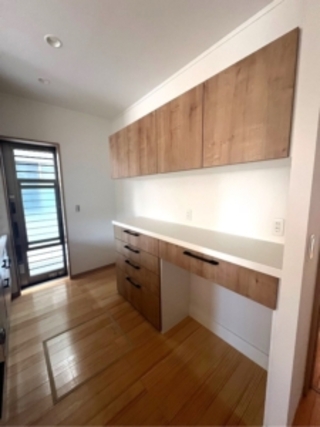 LIXILノクトのカップボード設置で収納力アップのアフター画像