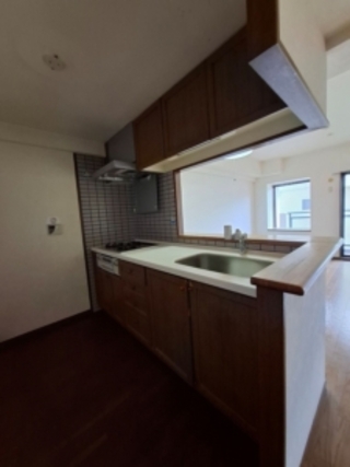 使いやすく明るい空間にのビフォー画像