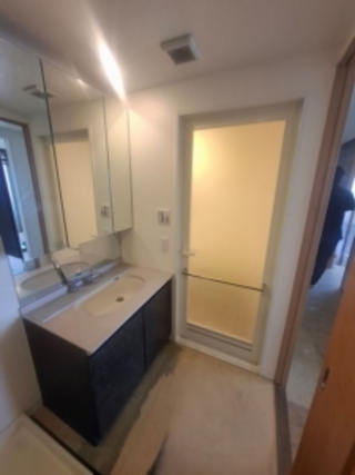 上質なデザインと収納力を両立のビフォー画像